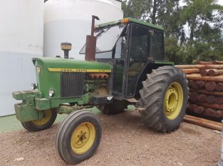 Tractor Jonh Deere 2120