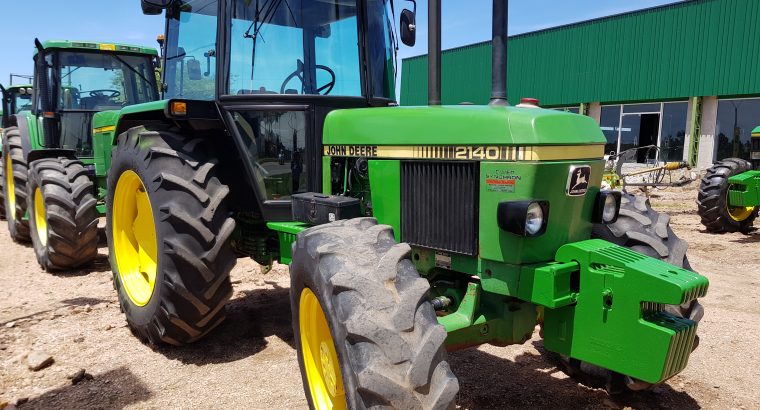 Tractor John Deere 2140