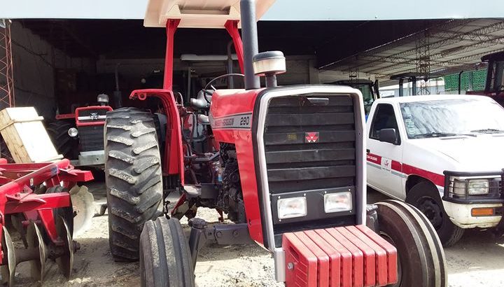 Tractor Massey Ferguson 290