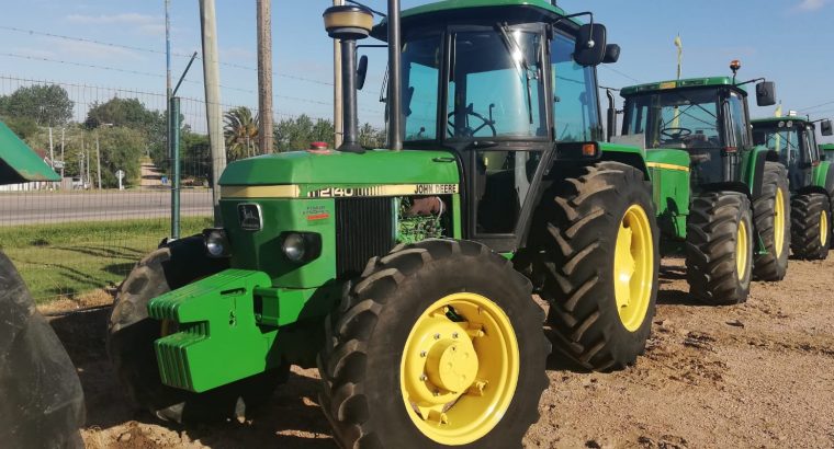 Tractor John Deere 2140