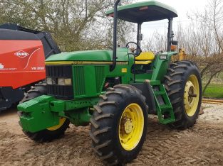 Tractor John Deere 7400