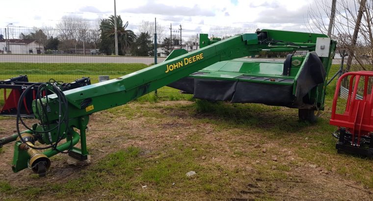 Pastera de tiro, corta hileradora John Deere