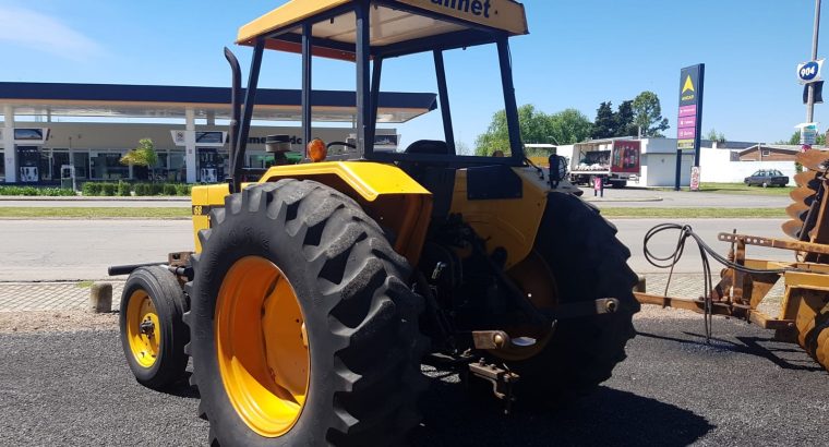 Tractor Valmet 68