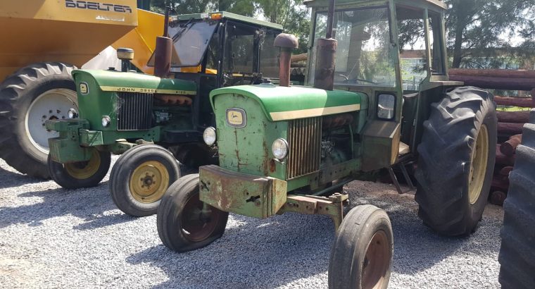 Tractor John Deere 2120