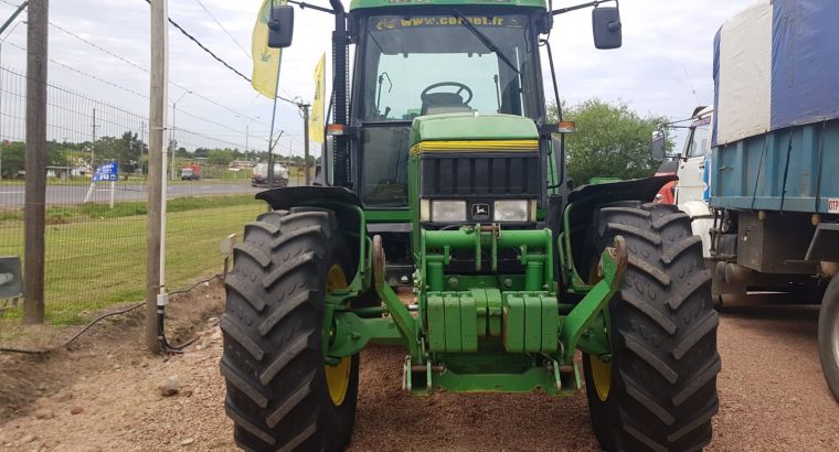 Tractor John Deere 6900