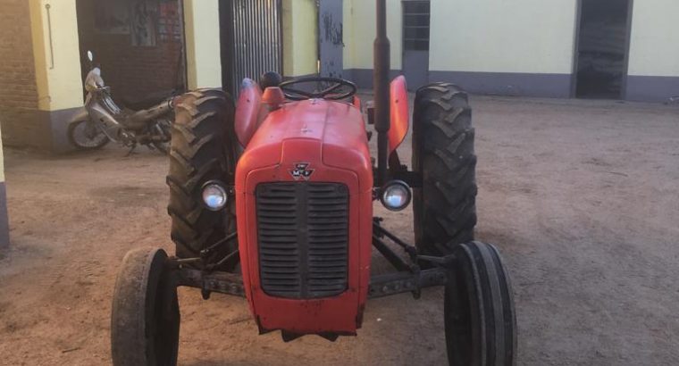 Tractor Massey Ferguson 35