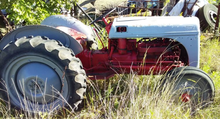 Tractor Ford ¨Vaquilla¨