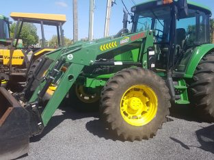 Tractor John Deere 6415 con pala frontal Mary