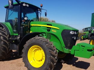 Tractor John Deere 7830