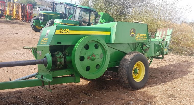 Enfardadora John Deere 348