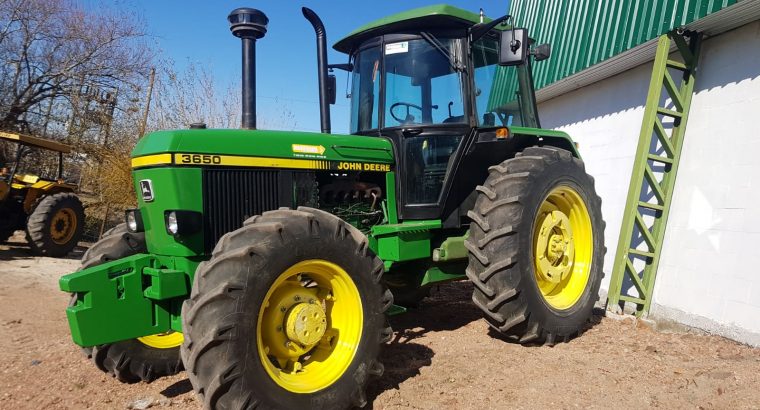 Tractor John Deere 3650