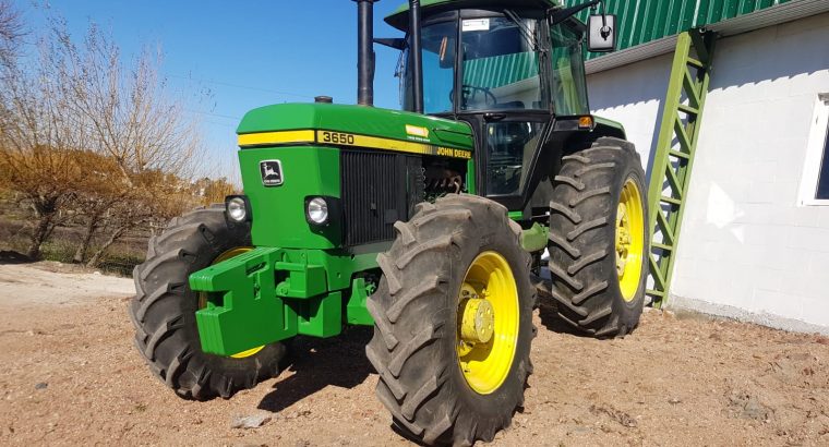 Tractor John Deere 3650