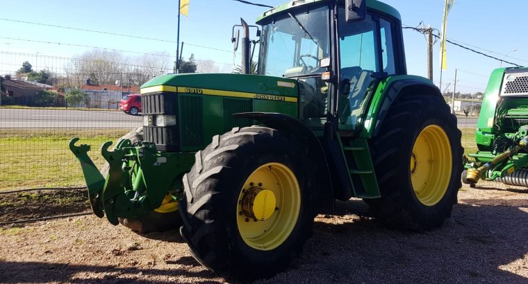 Tractor John Deere 6910