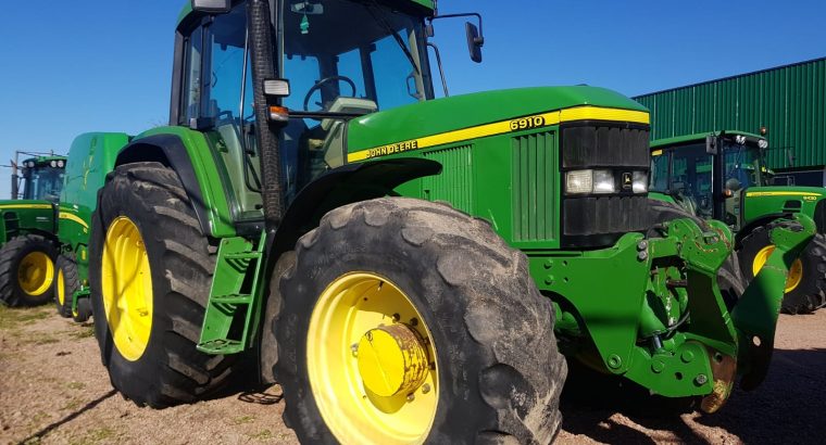 Tractor John Deere 6910