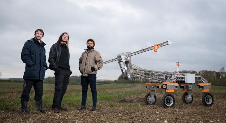 El uso de robots para combatir las malezas resistentes