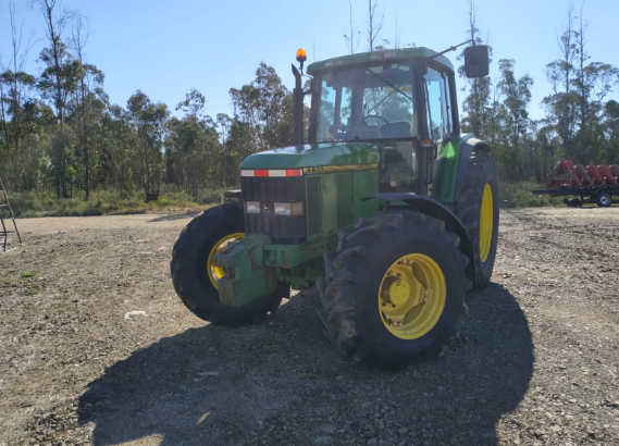 Tractor John Deere 6800