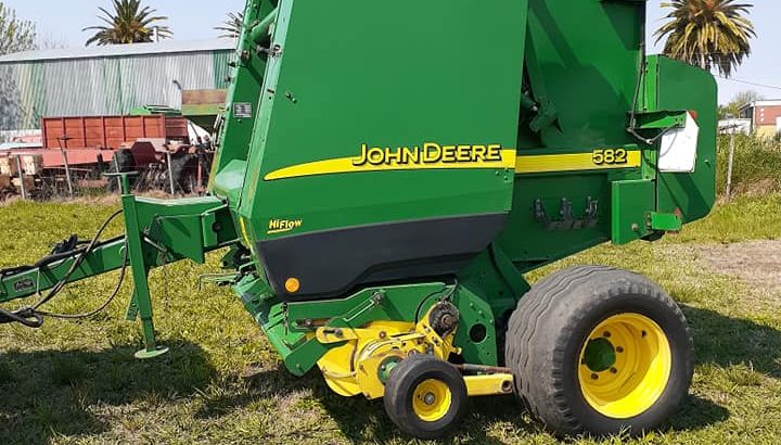 Enfardadora John Deere 582