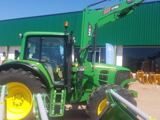 Tractor John Deere 6830 con pala Frontal