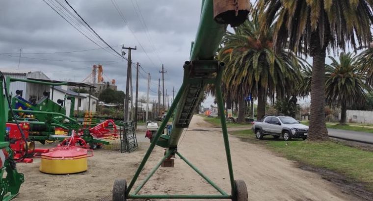 Tornillo Elevador de Granos