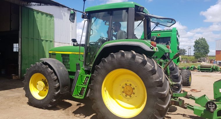 Tractor John Deere 6910