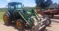 Tractor John Deere 5400 N con pala cargadora frontal