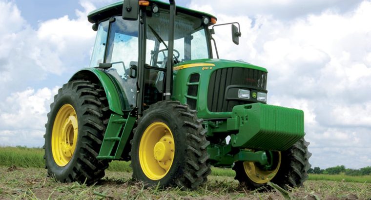 Tractor John Deere 6110 D