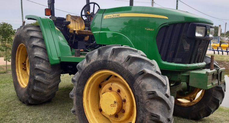 Tractor John Deere 5625