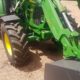 Tractor John Deere 6330 con pala frontal JD631