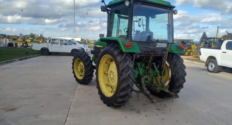 JOHN DEERE 2850