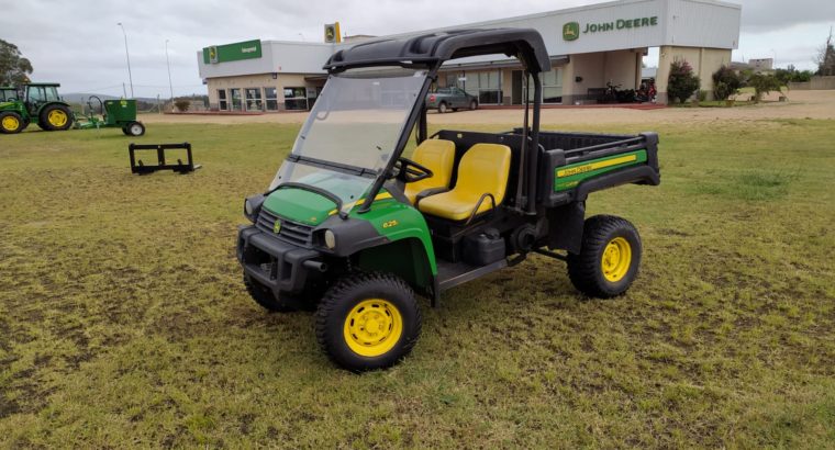 JOHN DEERE GATOR 625