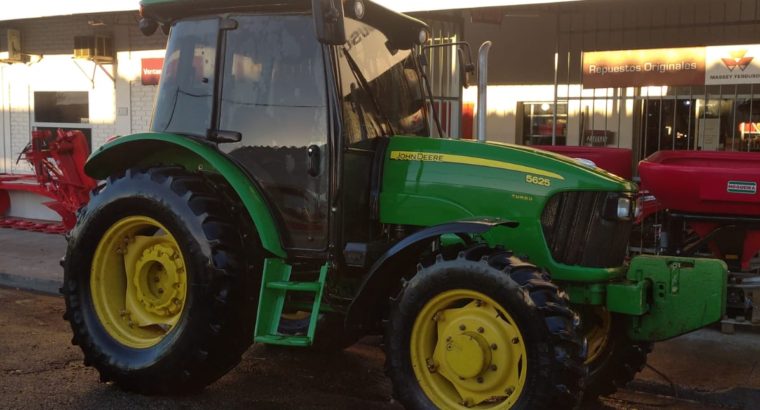 VENDIDO Tractor John Deere 5625 VENDIDO