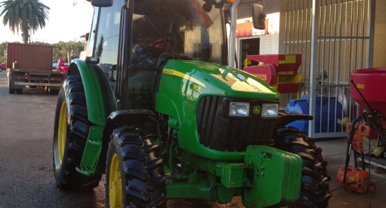 VENDIDO Tractor John Deere 5625 VENDIDO