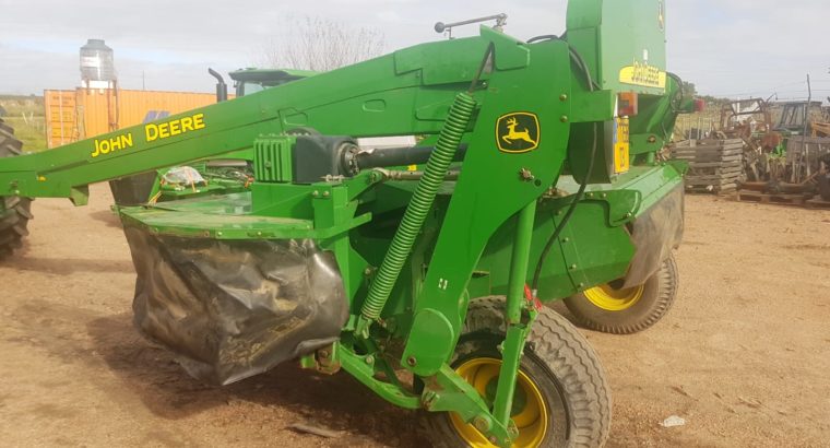 Segadora John Deere 730