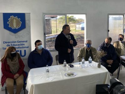 Escuela de Lechería en cuenca del litoral Norte