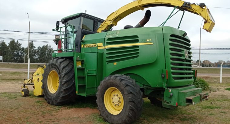 Picadora de Forraje John Deere 7350