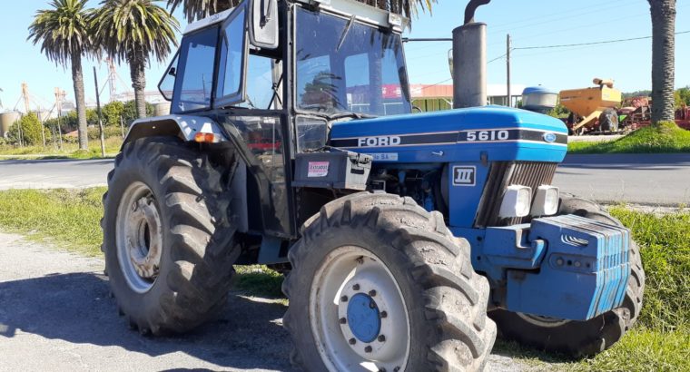 Tractor Ford 5610