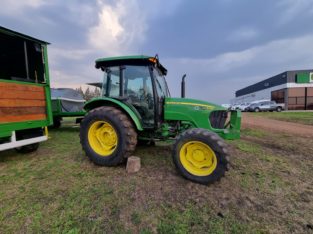 Tractor John Deere 5725