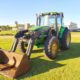 Tractor John Deere 6415 con cargador frontal