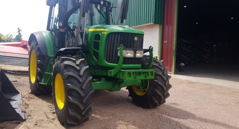 Tractor John Deere 6530