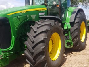 Tractor John Deere 8320