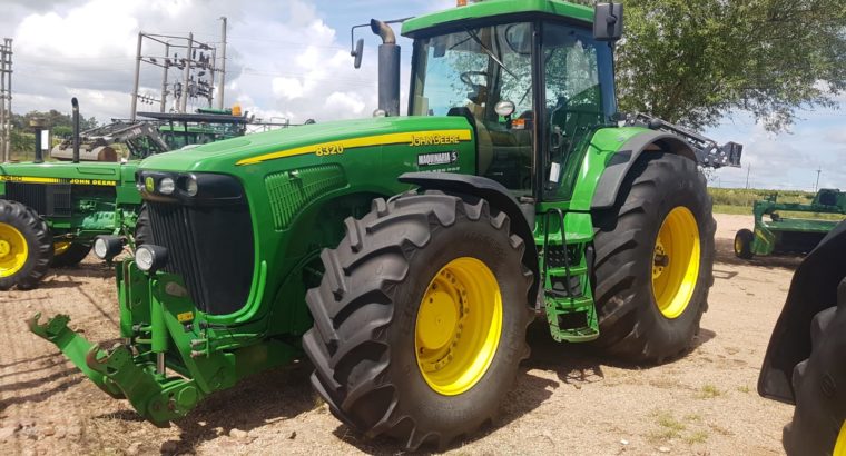 Tractor John Deere 8320