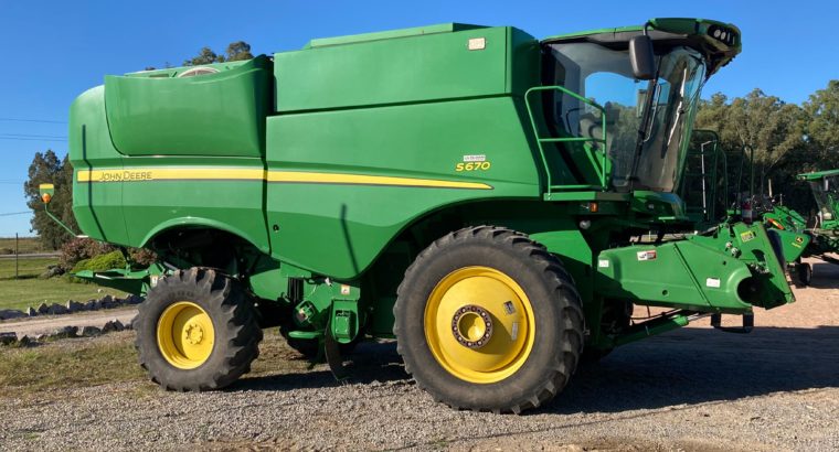 Cosechadora John Deere S670