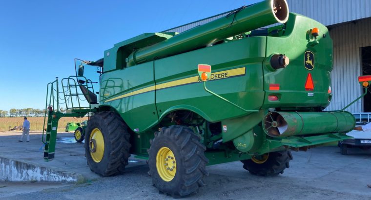 Cosechadora John Deere S680