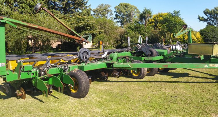 Plantadora John Deere 1780