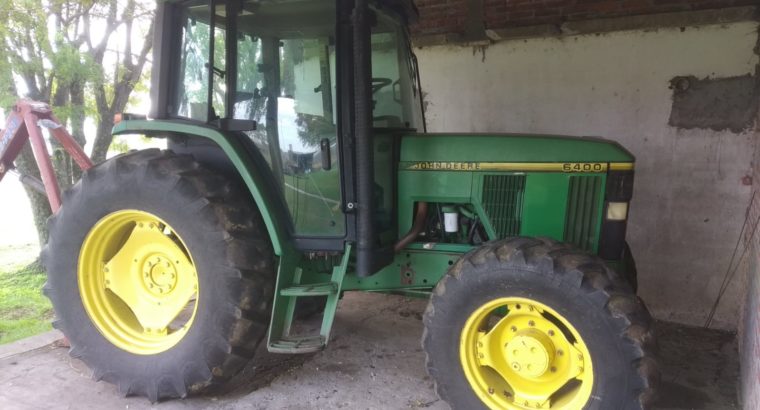 Tractor John Deere 6400