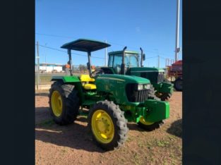 TRACTOR JOHN DEERE 5065E