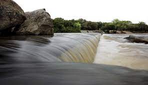 Convocatoria para mejora ambiental de tambos de la Cuenca del Río Santa Lucía