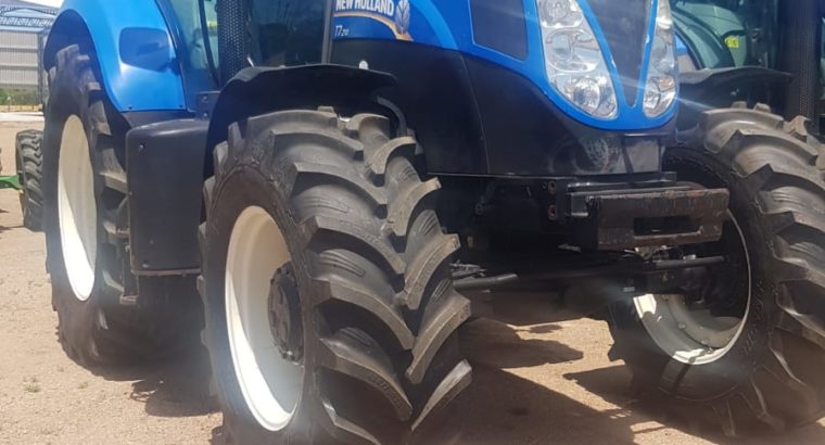 Tractor New Holland T7