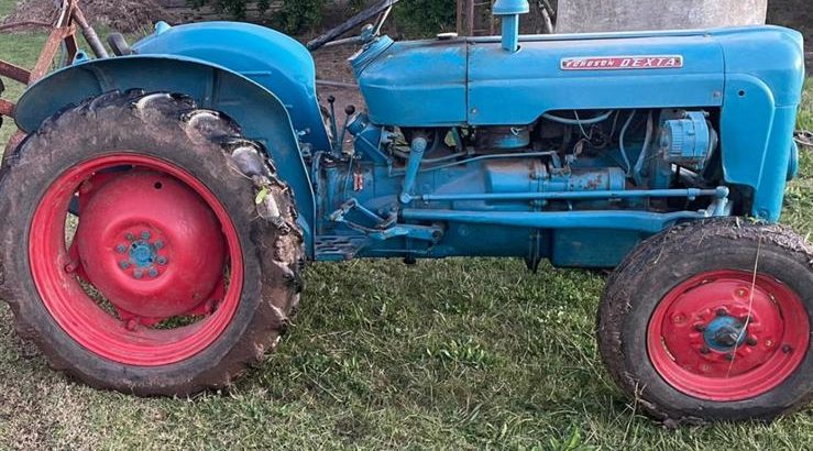 VENDIDO Tractor Fordson Dexta VENDIDO