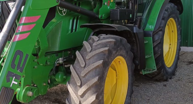 Tractor John Deere 6330